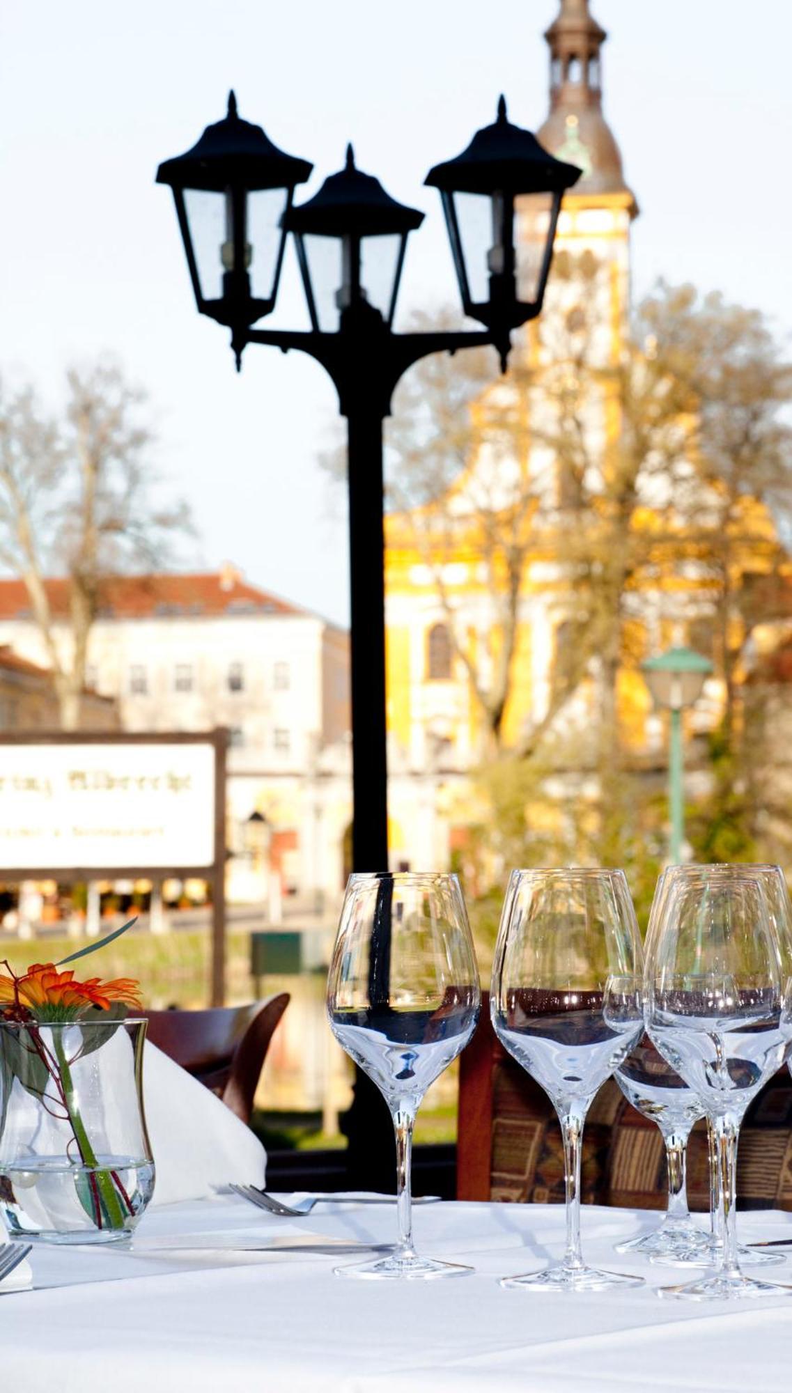 Hotel Prinz Albrecht Neuzelle Bagian luar foto