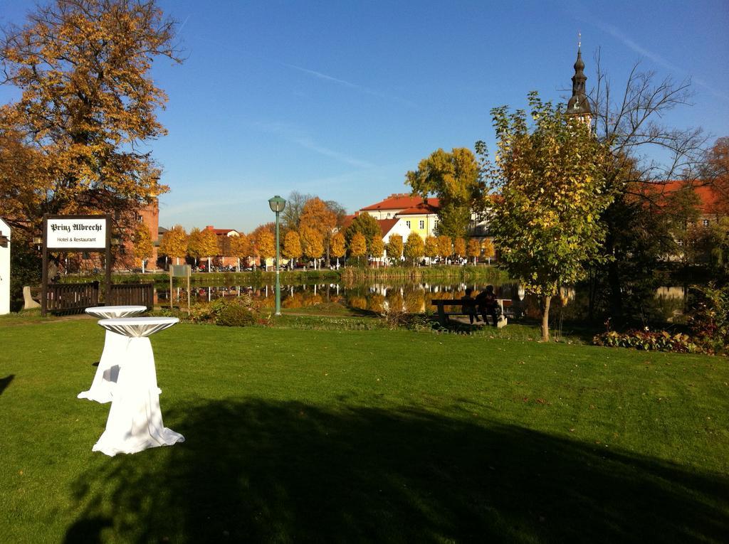 Hotel Prinz Albrecht Neuzelle Bagian luar foto