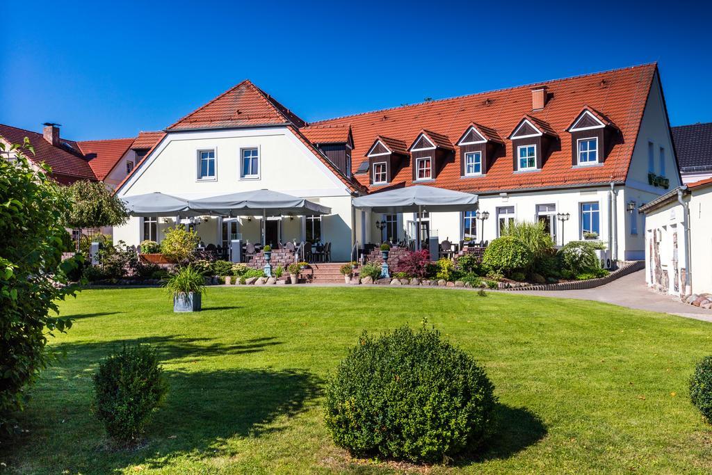 Hotel Prinz Albrecht Neuzelle Bagian luar foto