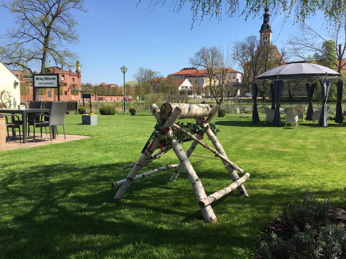 Hotel Prinz Albrecht Neuzelle Bagian luar foto