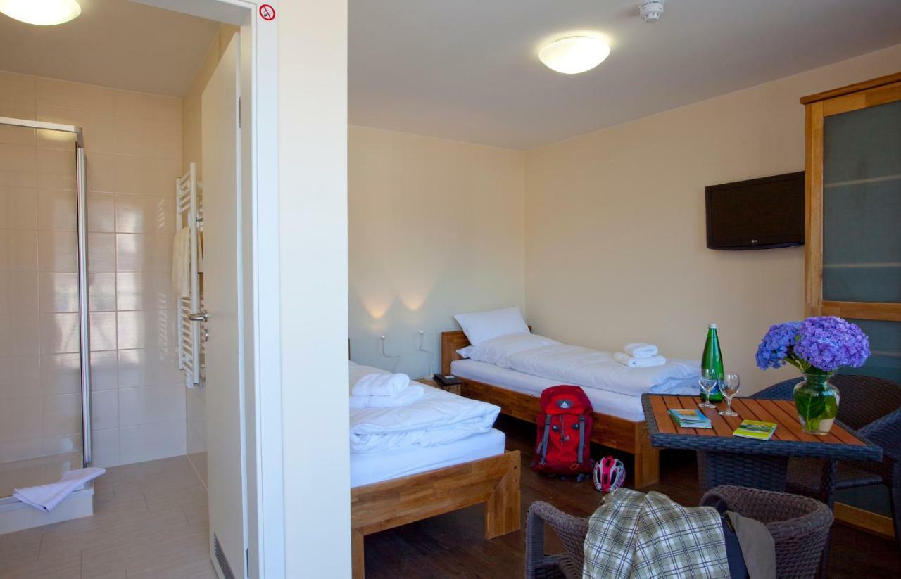 Hotel Prinz Albrecht Neuzelle Bagian luar foto